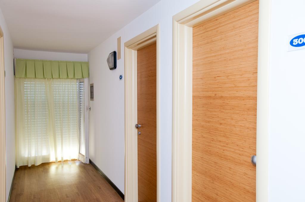 Albergo Villa Mauri Rimini Extérieur photo