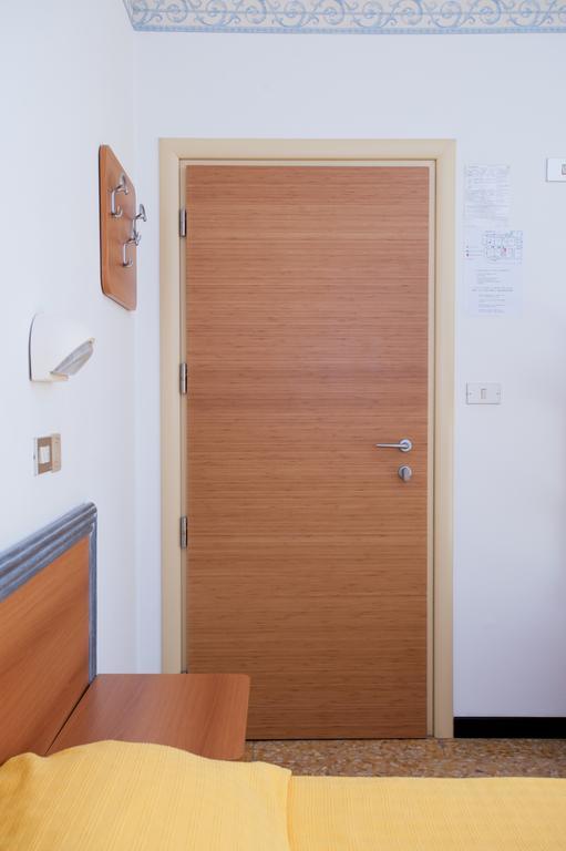 Albergo Villa Mauri Rimini Extérieur photo