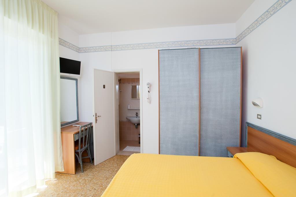 Albergo Villa Mauri Rimini Extérieur photo