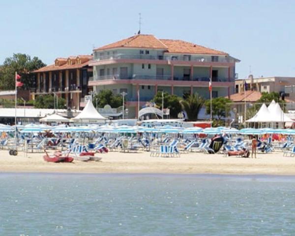 Albergo Villa Mauri Rimini Extérieur photo